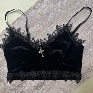 Elegant Black Lace Trim Bralette